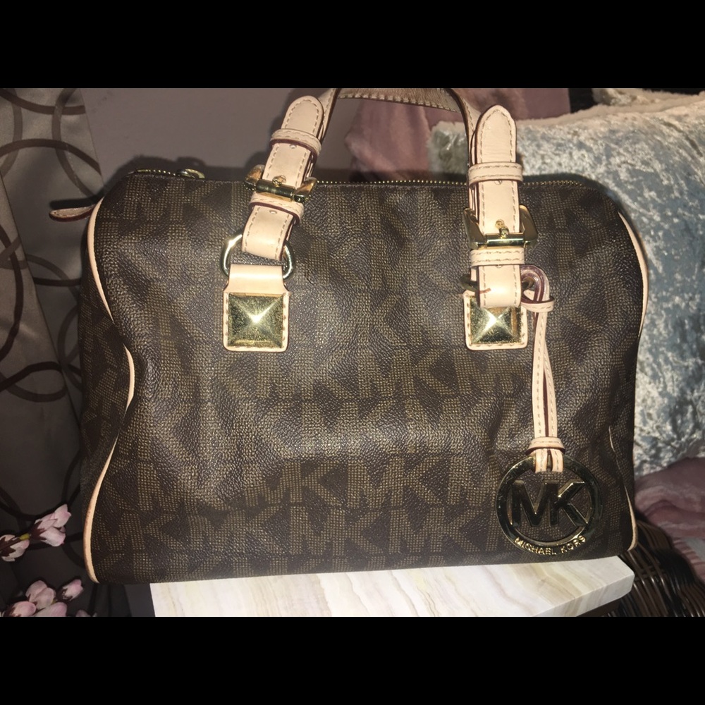Michael Kors purse 🛑 SOLD 🛑